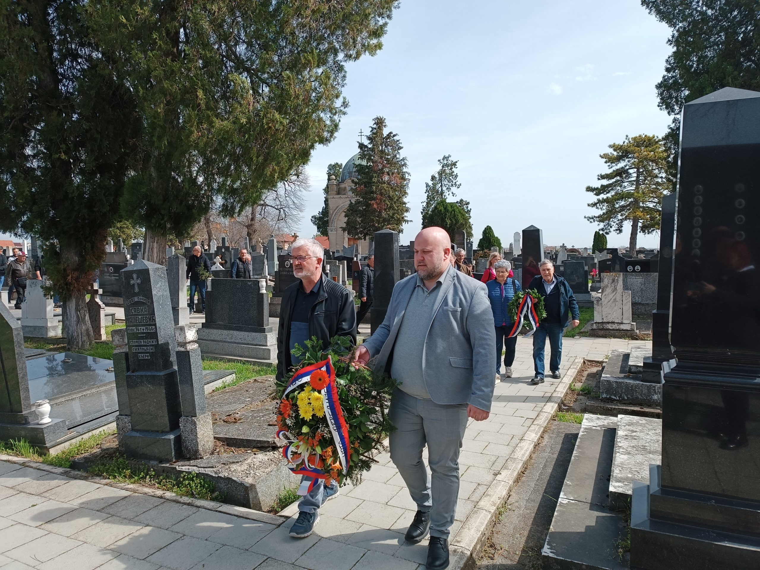 Gradsko groblje u Rumi