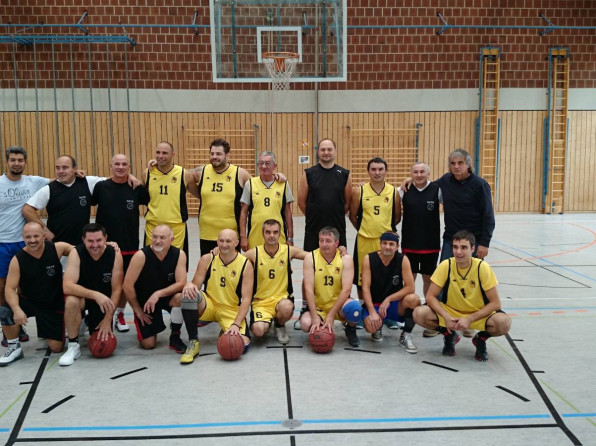 RENESANSA VETERANSKOG SPORTA U SREMSKOJ MITROVICIPodsećanje na stare dane uz sjajna druženja i zdrav životni stil