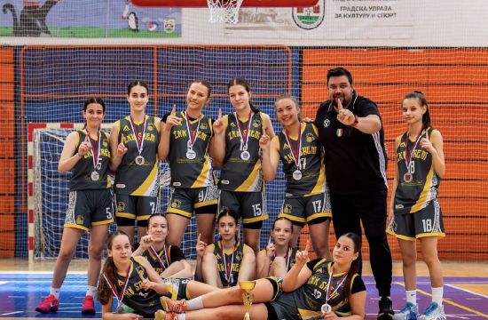 USPEH PIONIRKI ŽENSKOG KOŠARKAŠKOG KLUBA „SREM“ IZ SREMSKE MITROVICESledi borba sa najboljima u Srbiji