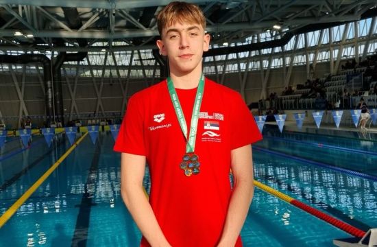 NOVI MEĐUNARODNI USPEH MLADOG PLIVAČA SREMA BOŠKA ĐEKIĆAPotvrđuje kvalitet i sanja Olimpijadu