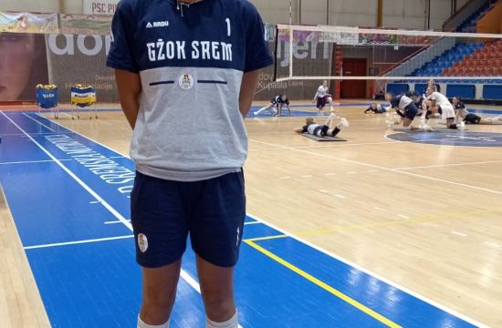 STRUČNI ŠTAB I ODBOJKAŠICE MITROVAČKOG „SREMA“ U BORBI SA IZAZOVIMA NOVE PRVENSTVENE SEZONESremice jos u potrazi za najboljim izdanjem