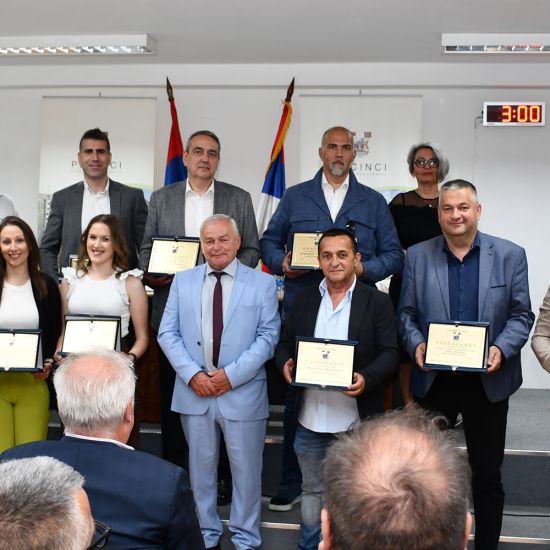 OBELEŽEN DAN OPŠTINE PEĆINCIUručene najviše opštinske nagrade