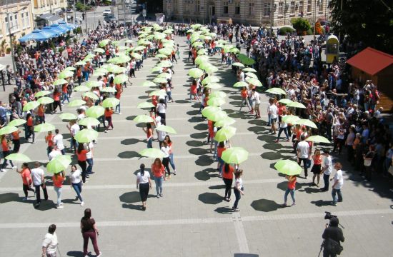 SREMSKA MITROVICAU petak maturantski ples u 18 sati