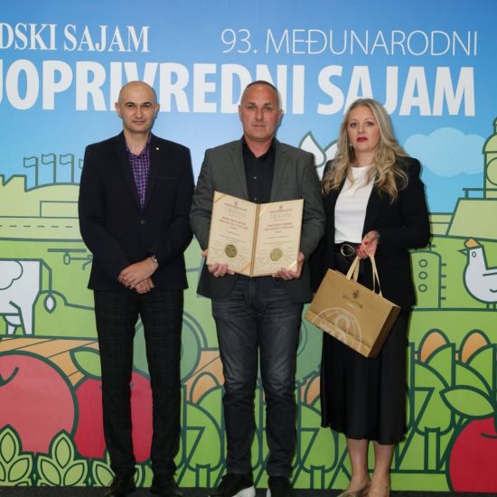 KULEN I KOBASICA IZ KUZMINA NAGRAĐENI NA NOVOSADSKOM SAJMU POLjOPRIVREDEPotvrda kvaliteta domaćih proizvoda