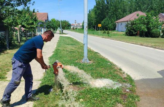 JKP „VODOVOD“ SREMSKA MITROVICAUspešno završeno ispiranje distributivne mreže