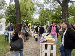 SREMSKA MITROVICAHumanitarni bazar i fotkanje