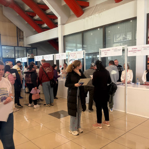 SREMSKA MITROVICASajam zapošljavanja: 450 slobodnih radnih mesta kod 27 poslodavaca