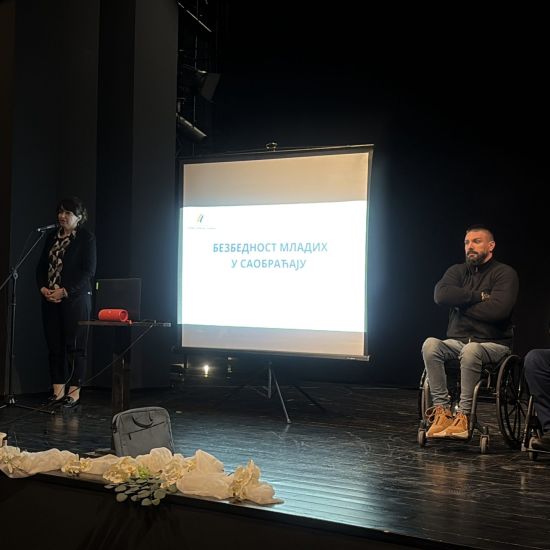 EDUKACIJA MLADIH O BEZBEDNOSTI U SAOBRAĆAJUDa trenutak nesavesnosti ne promeni ceo život