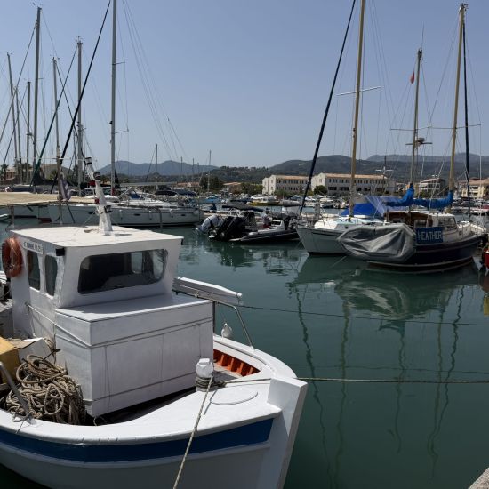 LEFKADA - OSTRVO AVANTURE I PRELEPIH PLAŽAPreko 400 stepenika do raja na zemlji