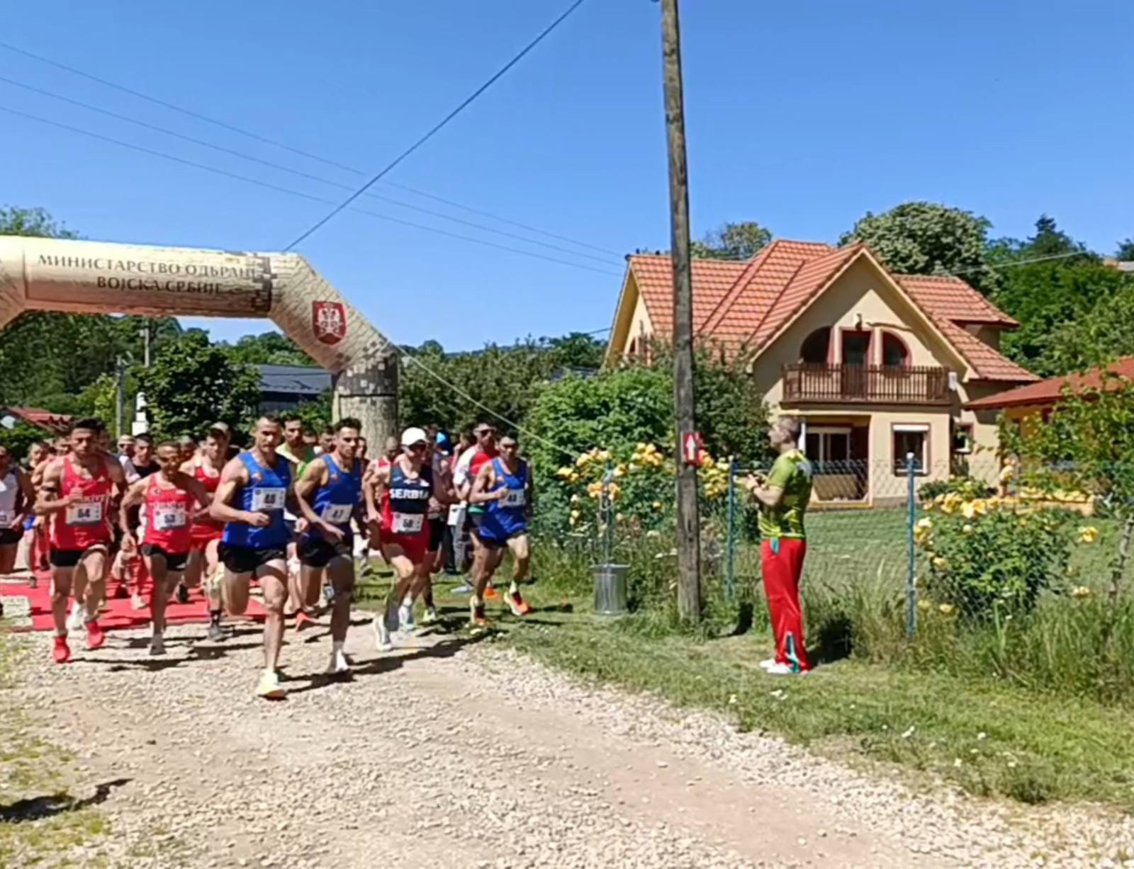 ODRŽANO BALKANSKO PRVENSTVO U PLANINSKOM TRČANjU U VRDNIKUU ukupnom plasmanu najbolji Slovenci