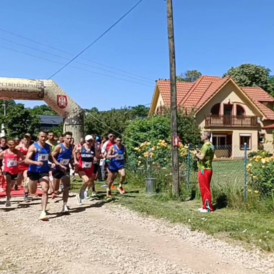 ODRŽANO BALKANSKO PRVENSTVO U PLANINSKOM TRČANjU U VRDNIKUU ukupnom plasmanu najbolji Slovenci