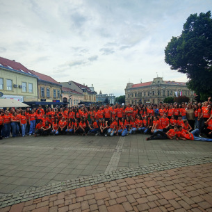 SREMSKA MITROVICAMaturantski ples – parada mladosti i uspeha