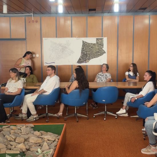 SREMSKA MITROVICARadni odnos za lične pratioce
