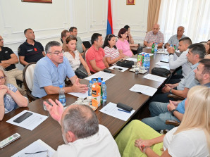 SEDNICA ŠTABA ZA VANREDNE SITUACIJE RUMAZabrana rada stočne pijace na Rumskom vašaru