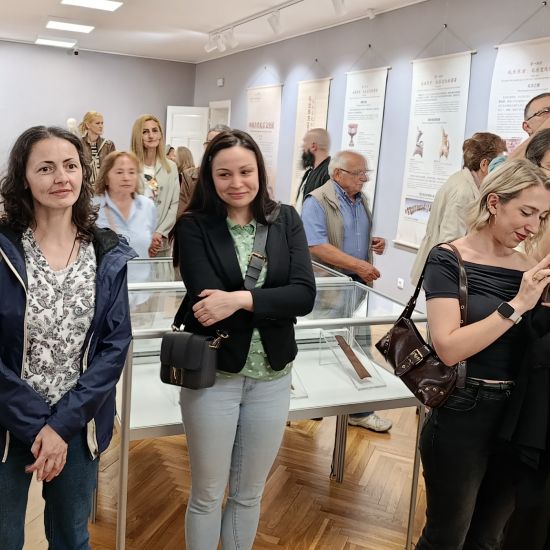 ZAVIČAJNI MUZEJ RUMAIzložba Kineskog kulturnog centra do 2. juna u Rumi