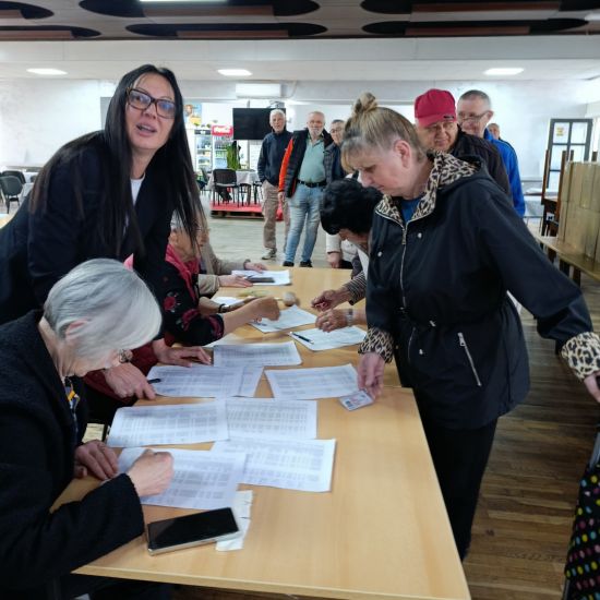 UDRUŽENJE PENZIONERA RUMAPodela paketa hrane