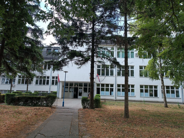 SREMSrednje škole čekaju svoje nove učenike