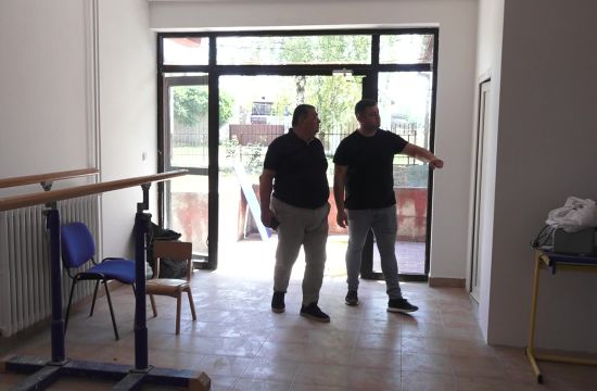 PREDSEDNIK OPŠTINE STARA PAZOVA ĐORĐE RADINOVIĆ OBIŠAO RADOVE NA OBNOVI ŠKOLE U SURDUKUPripreme za novu školsku godinu