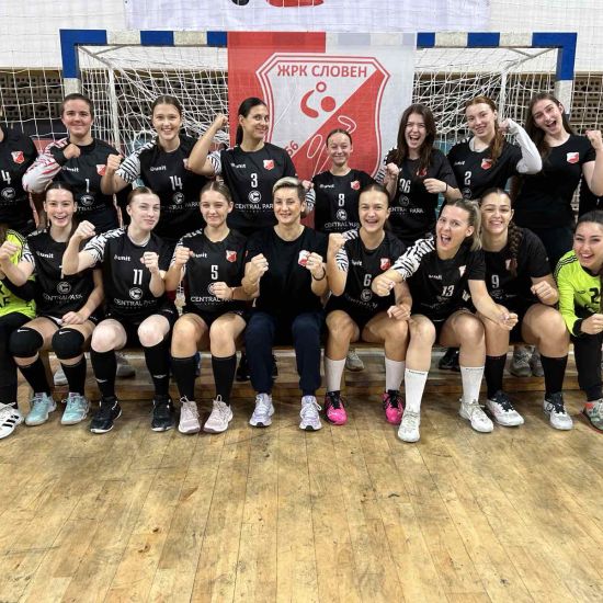 ŽENSKI RUKOMETNI KLUB „SLOVEN“ IZ RUME SPREMAN ZA PREMIJERNO KOLO PRVE LIGE VOJVODINAMlada ekipa „Slovena“ nada se dobroj sezoni