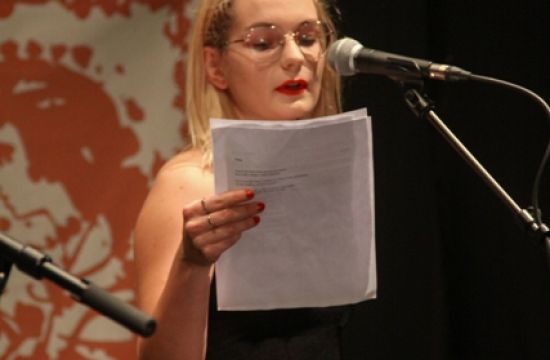 ZBIRKA PESAMA „KASTING ZA HOSTESU“ MITROVČANKE JELENE ŠARKOVIĆ POBEDILA NA KONKURSU IZDAVAČKE KUĆE PRESINGIntimna i angažovana poezija zavređuje nagradu