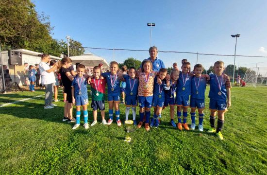 STARI BANOVCITurnir prijateljstva